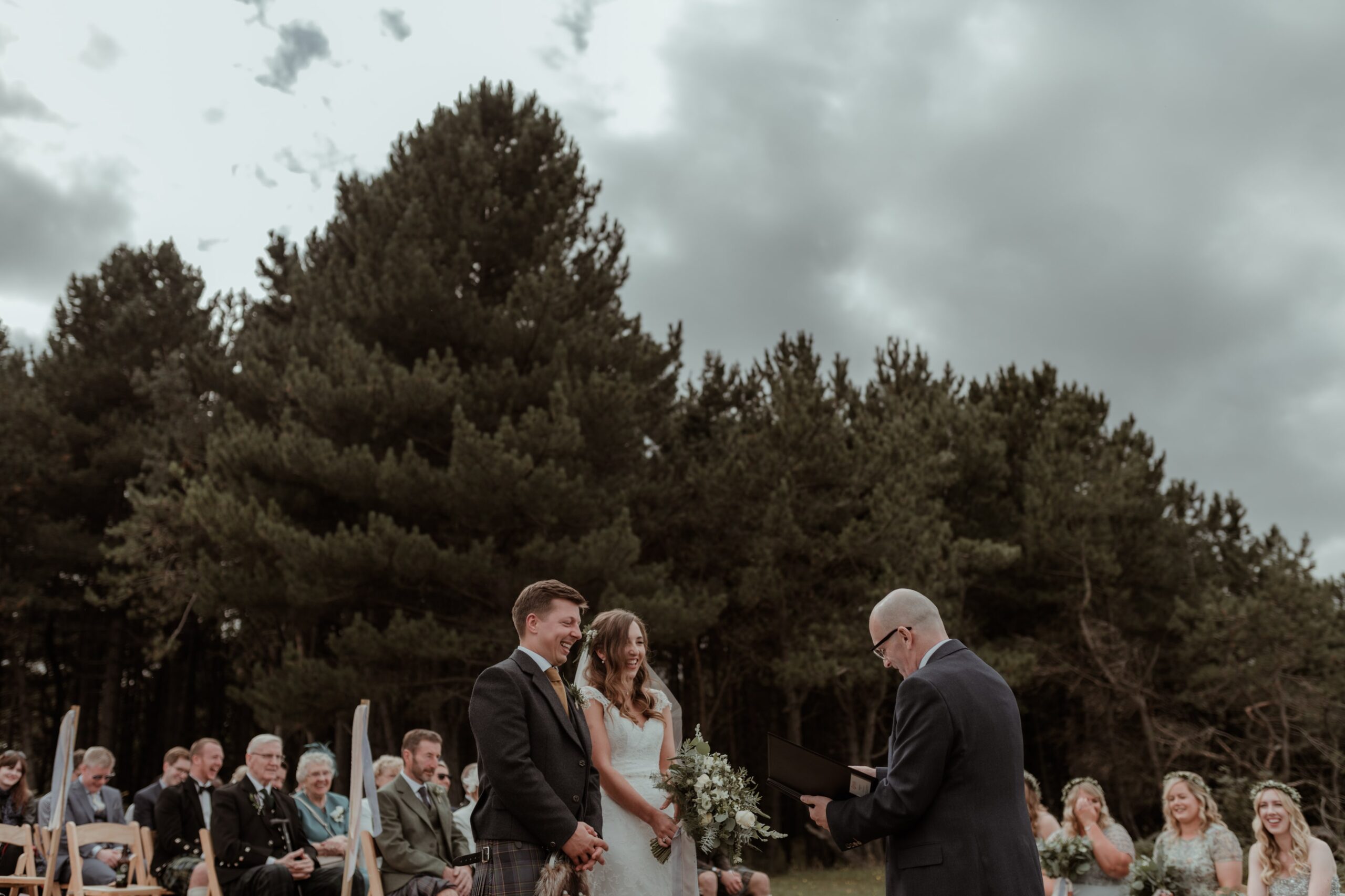 ravensheugh log cabin wedding photography Edinburgh glasgow romantic documentary