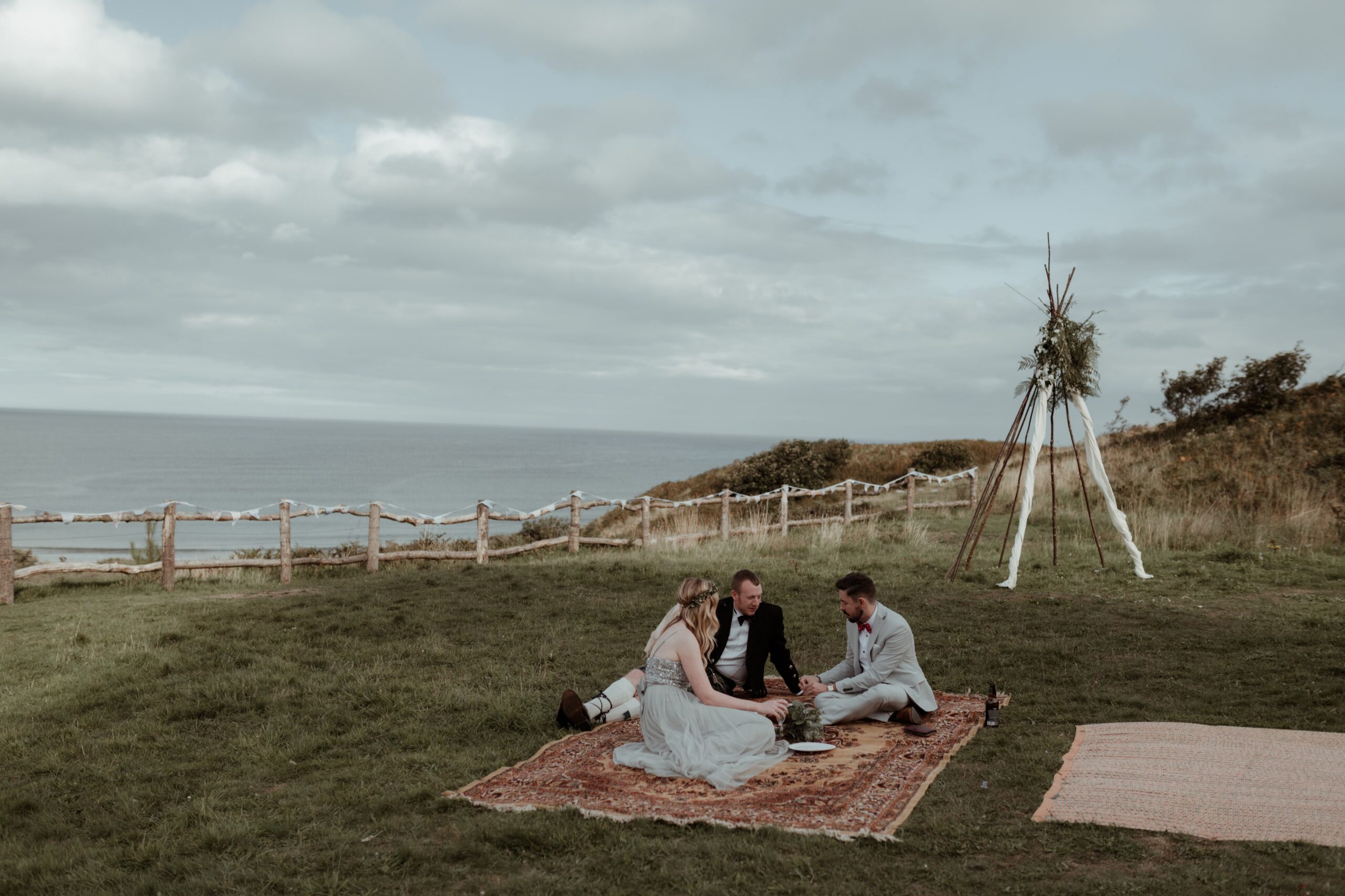 ravensheugh log cabin wedding photography Edinburgh glasgow romantic documentary