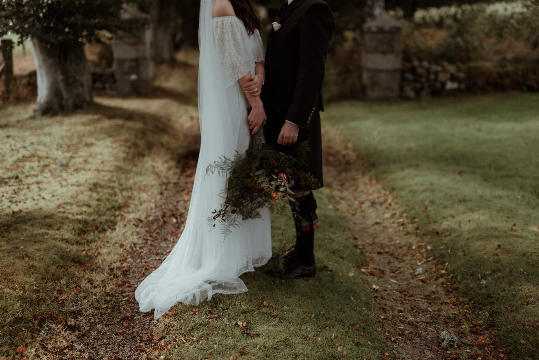 coo cathedral wedding photography Aberdeenshire autumn