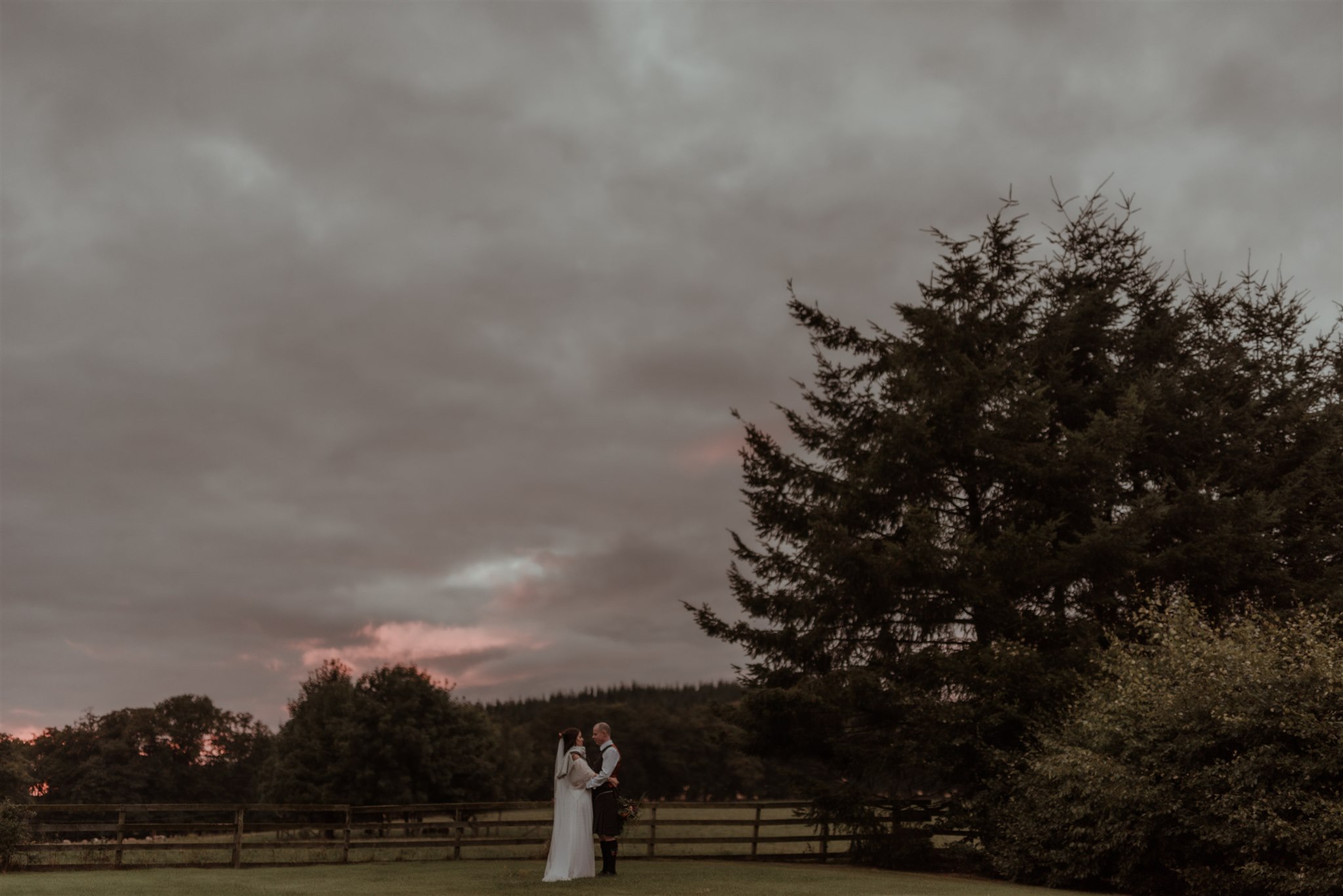 coo cathedral wedding photography Aberdeenshire autumn