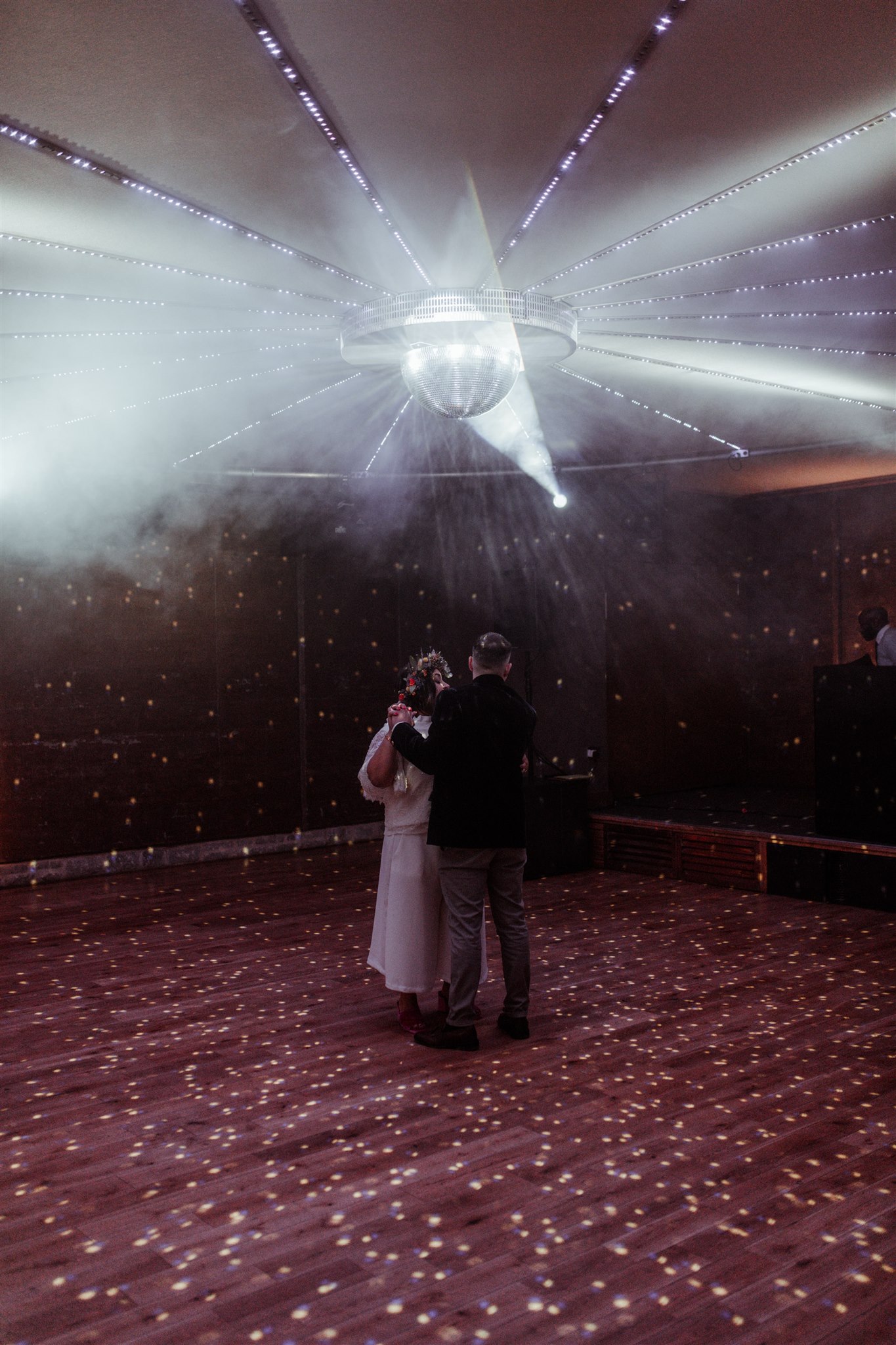 Elmore court wedding photography modern romantic documentary glasgow photographer
