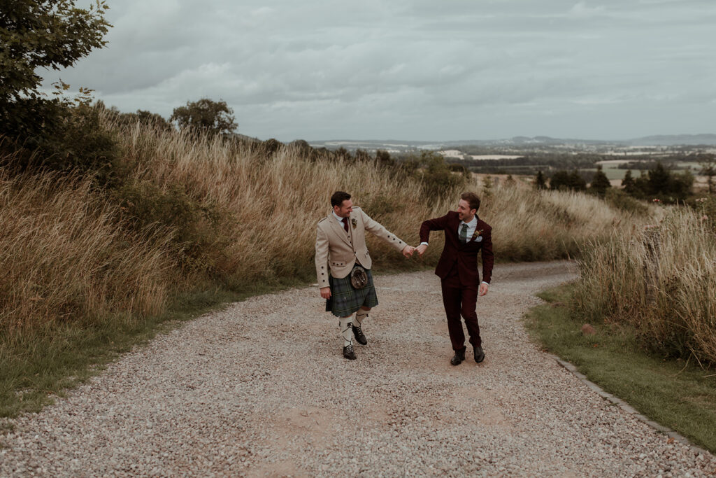 Scotland wedding photographer at guardswell farm in Scotland