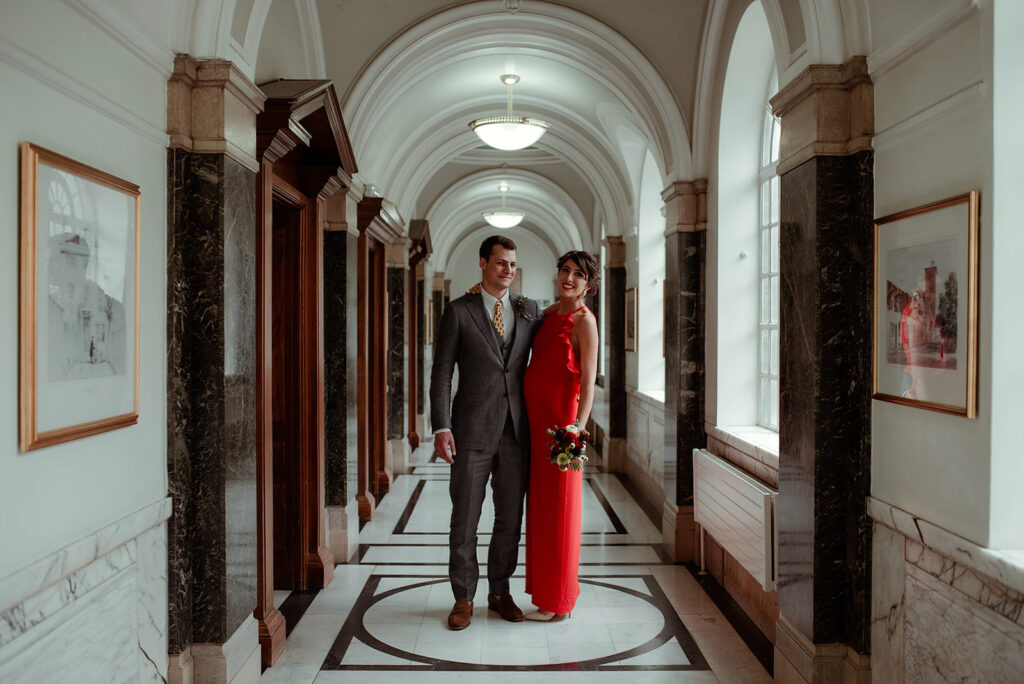 london wedding photography islington town hall and the swan at shakespeares globe