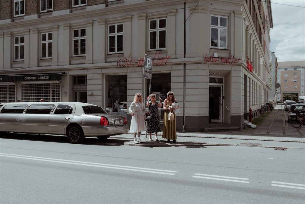 destination wedding in Copenhagen Haveselskabet's Garden by glasgow wedding photographer