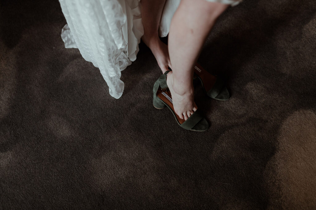 modern-and-editorial-london-wedding-photographer-affordable-