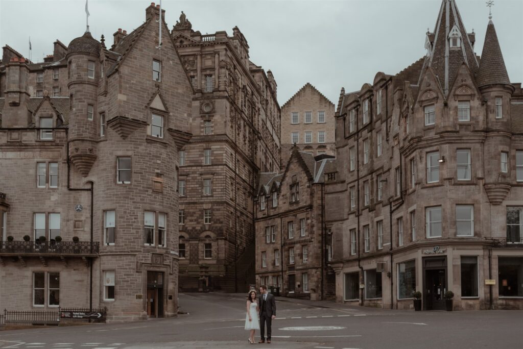 edinburgh-elopement-photographer-destination-modern-and-romantic-27.jpg