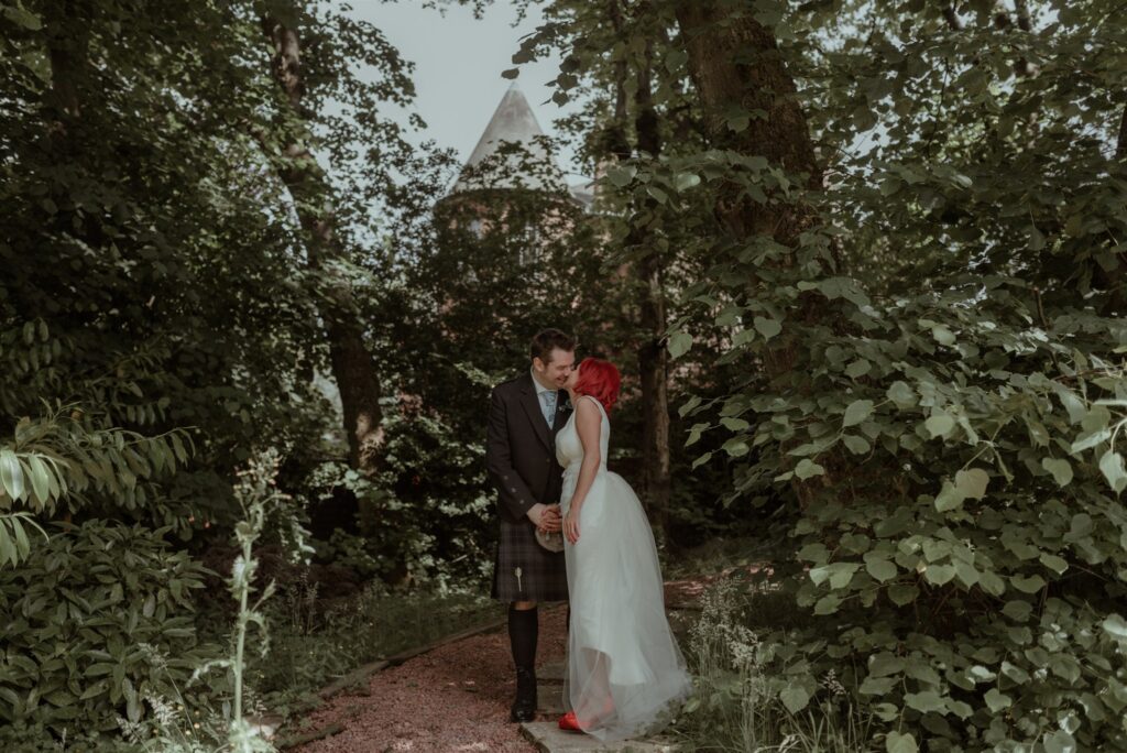 Sherbrooke castle wedding photography glasgow modern romantic candid