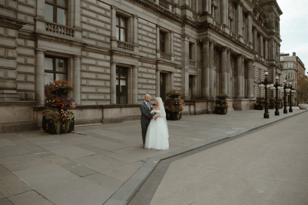 23-montrose-street-wedding-photography-glasgow-hourly1.jpg
