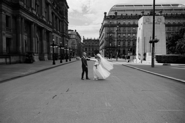 23-montrose-street-wedding-photography-glasgow-hourly1.jpg