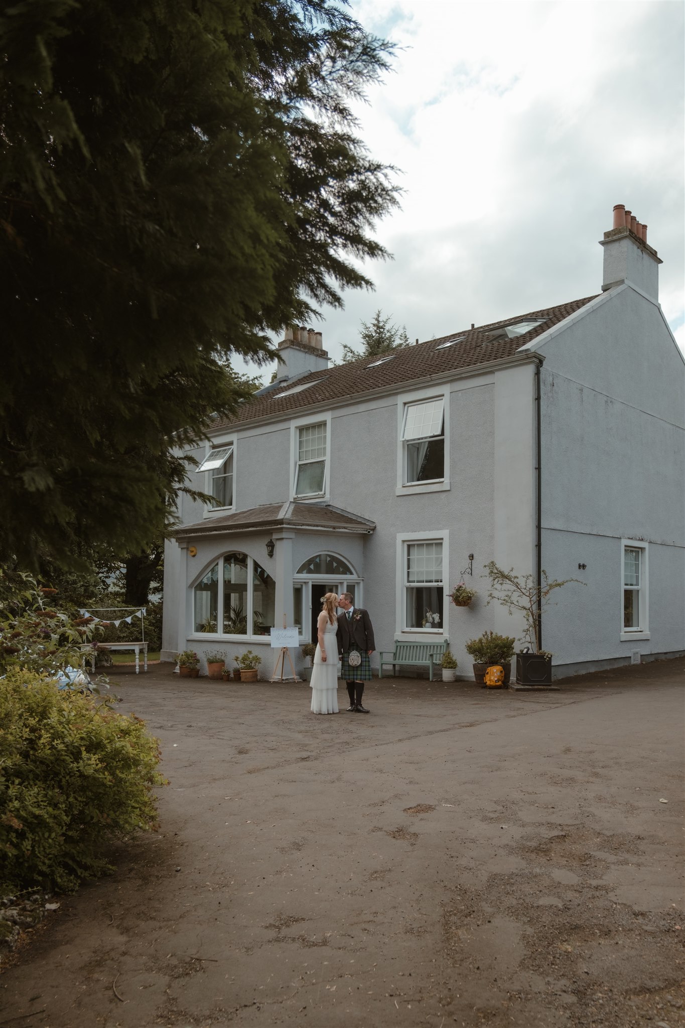 documentary wedding photographer scotland