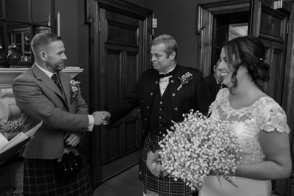 3-montrose-street-wedding-photographer-hourly-package-for-small-weddings-in-glasgow-west-end