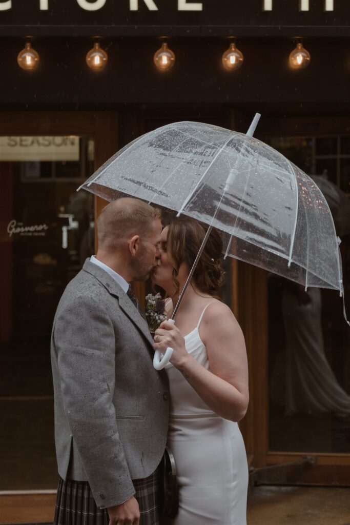 3-montrose-street-wedding-photographer-hourly-package-for-small-weddings-in-glasgow-west-end