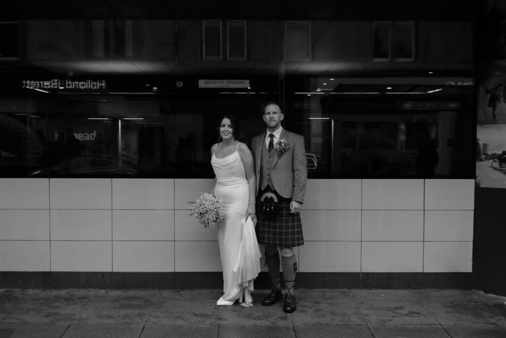 3-montrose-street-wedding-photographer-hourly-package-for-small-weddings-in-glasgow-west-end